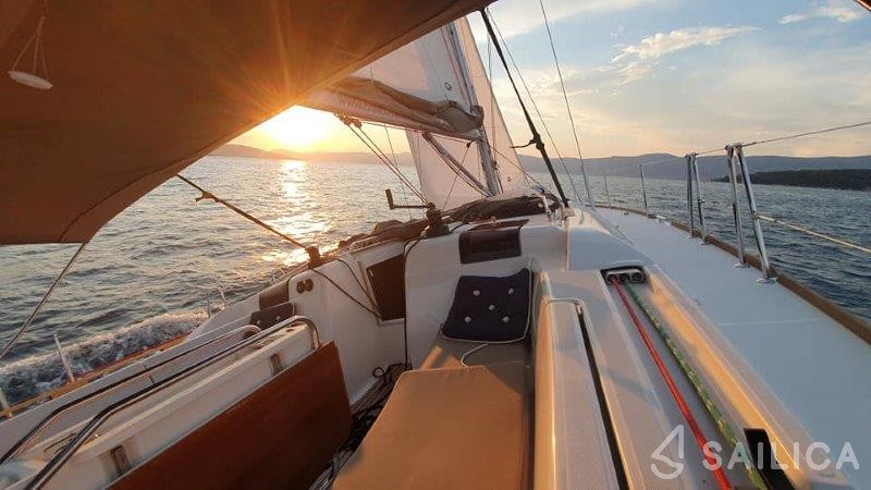 Sun Odyssey 439 - Yacht Charter Sailica