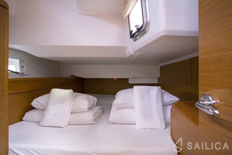Sun Odyssey 439 - Yacht Charter Sailica