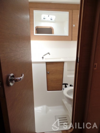 Dufour 560 Grand Large - Yacht Charter Sailica
