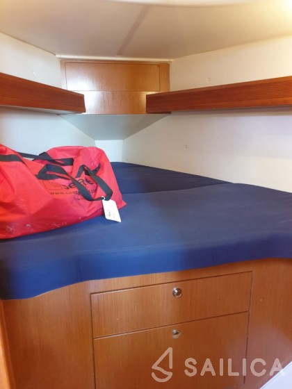 Bavaria 32 Cruiser - Yacht Charter Sailica