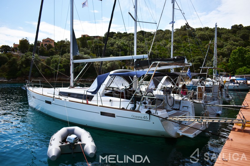 Oceanis 45 - Yacht Charter Sailica