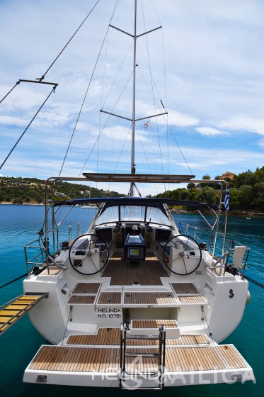 Oceanis 45 - Yacht Charter Sailica