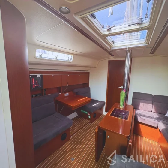 Hanse 415 - Yacht Charter Sailica