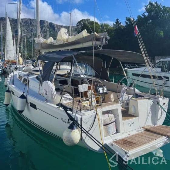Hanse 415 - Yacht Charter Sailica