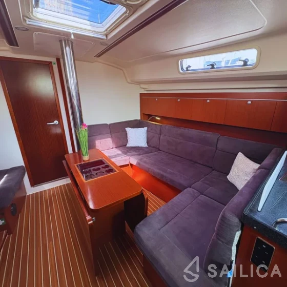 Hanse 415 - Yacht Charter Sailica