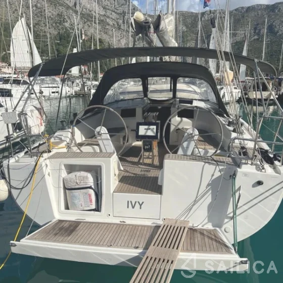 Hanse 415 - Yacht Charter Sailica