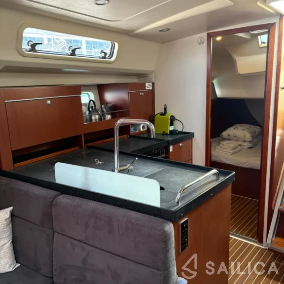 Hanse 415 - Yacht Charter Sailica