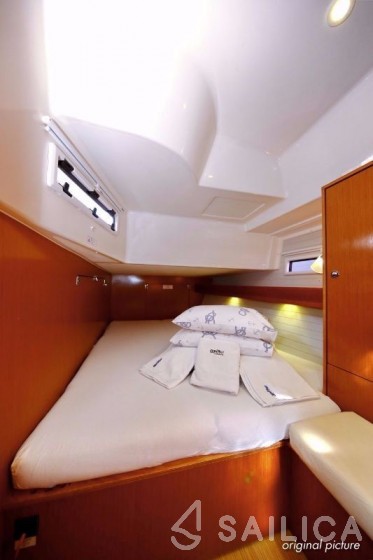 Bavaria 45 Cruiser - Yacht Charter Sailica