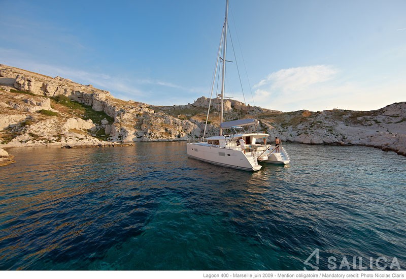 Lagoon 400 S2 - Yacht Charter Sailica