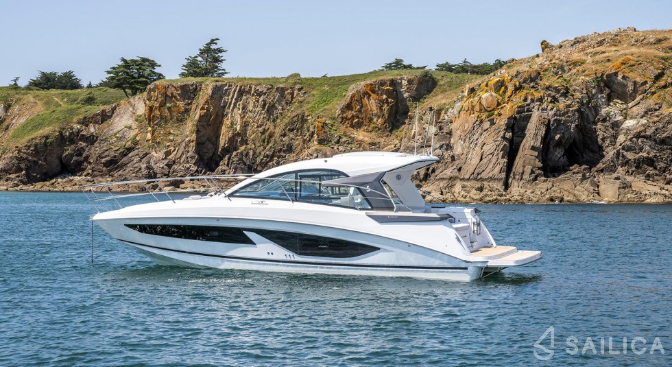 Gran Turismo 36 - Yacht Charter Sailica