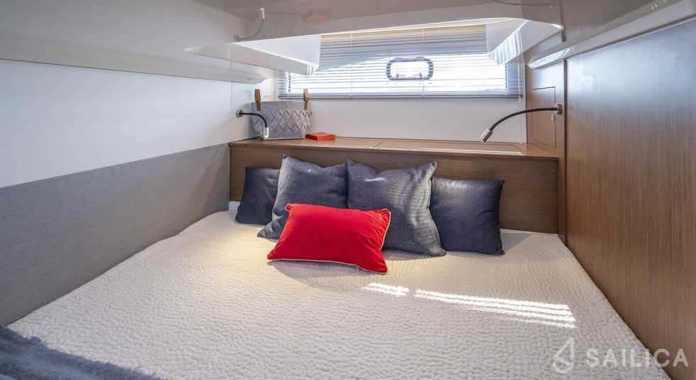 Gran Turismo 36 - Yacht Charter Sailica