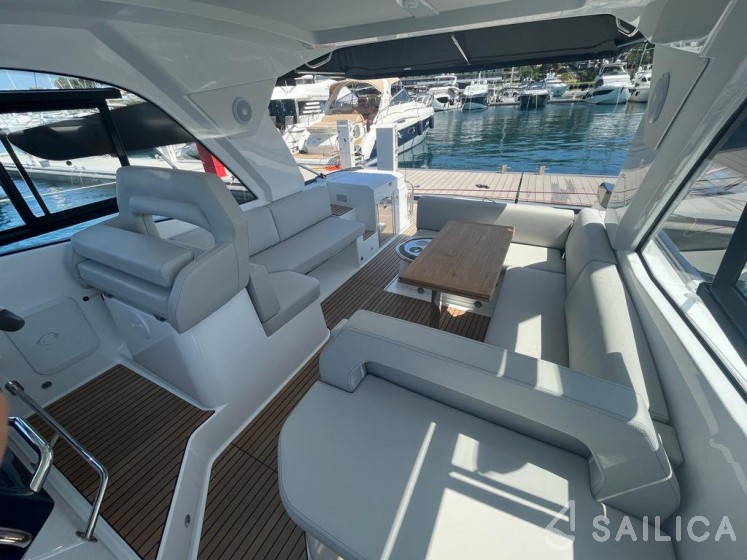 Gran Turismo 36 - Yacht Charter Sailica