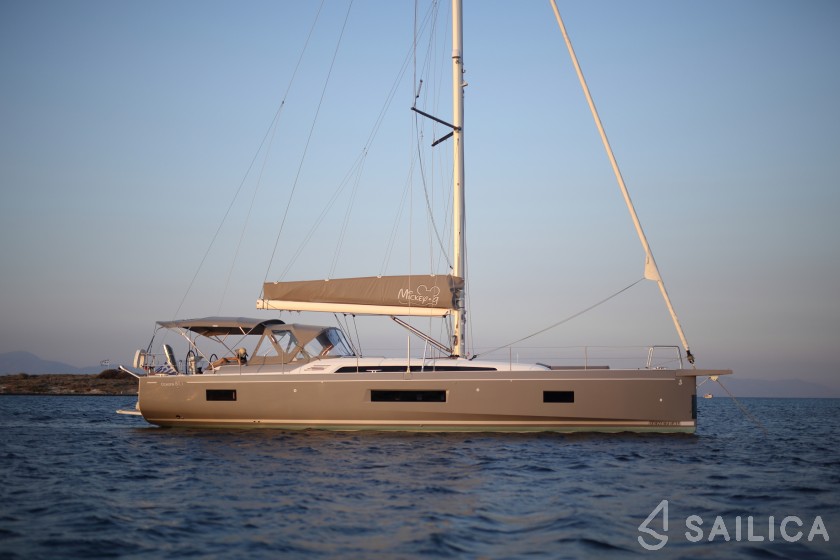Oceanis 51.1 - Yacht Charter Sailica