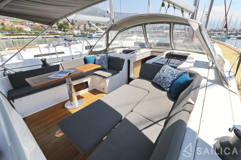 Hanse 588 - Yacht Charter Sailica