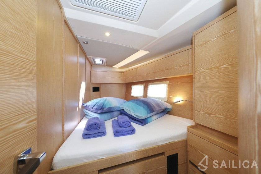 Hanse 588 - Yacht Charter Sailica