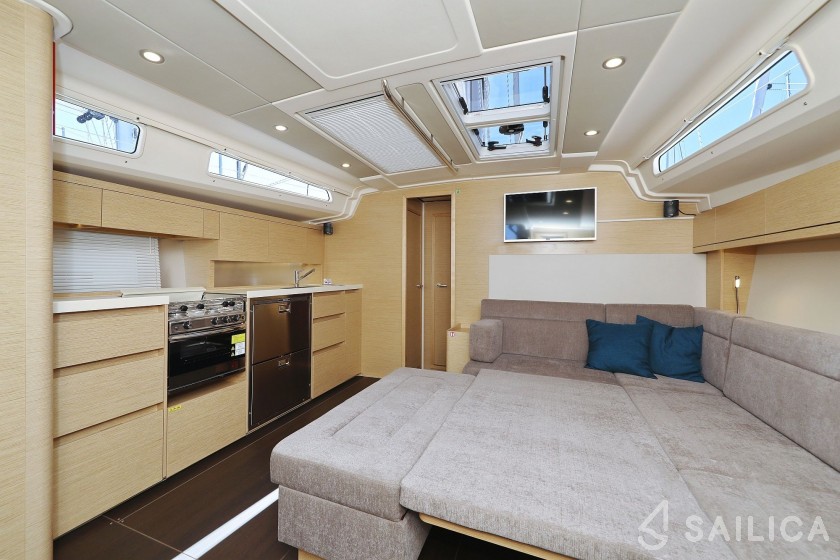 Hanse 508 - Yacht Charter Sailica