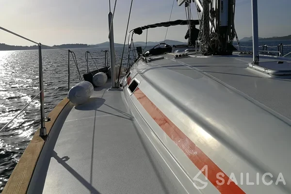 Bavaria 44 - Yacht Charter Sailica