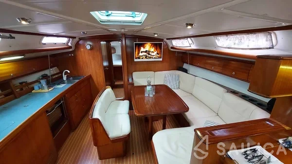 Bavaria 44 - Yacht Charter Sailica