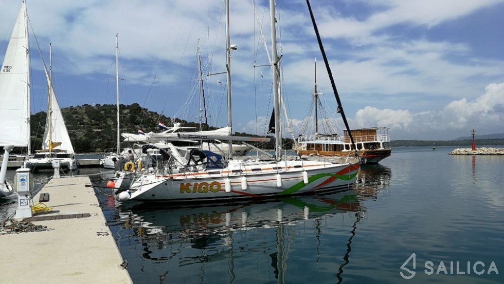 Bavaria 44 - Yacht Charter Sailica