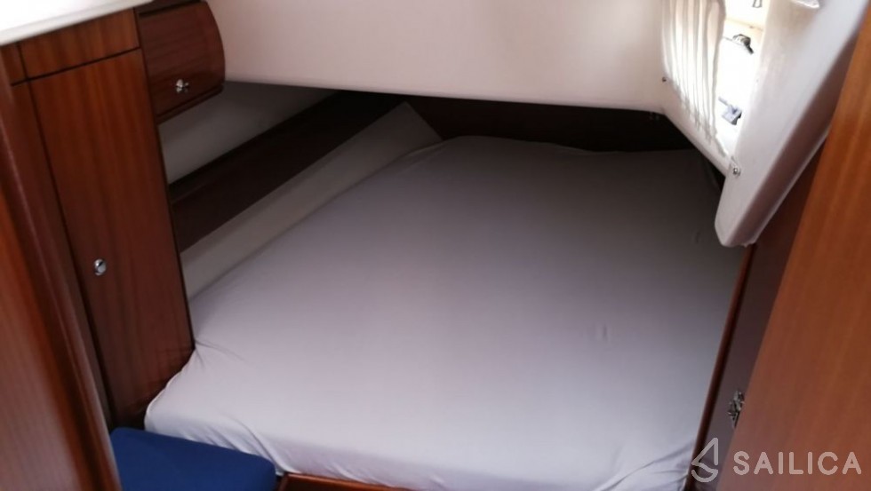 Bavaria 44 - Yacht Charter Sailica
