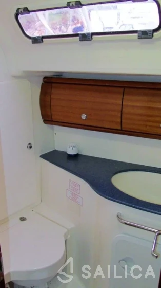 Bavaria 44 - Yacht Charter Sailica