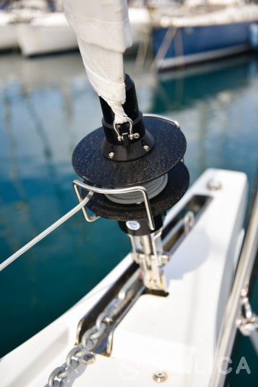 Oceanis 40.1 - Yacht Charter Sailica