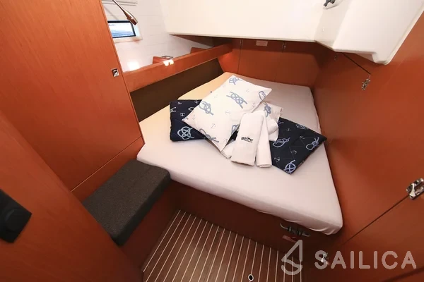 Bavaria 46 Cruiser - Yacht Charter Sailica