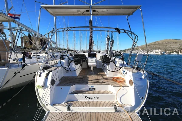Bavaria 46 Cruiser - Yacht Charter Sailica
