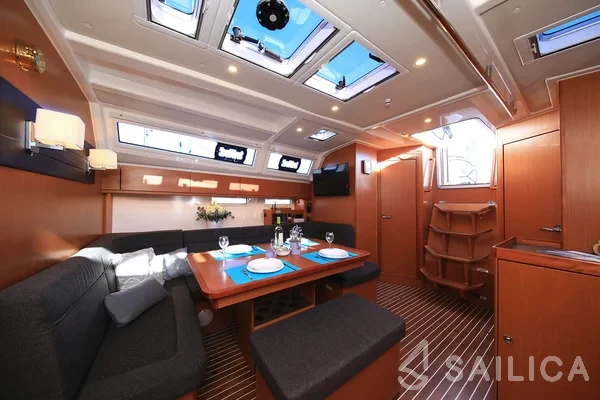 Bavaria 46 Cruiser - Yacht Charter Sailica