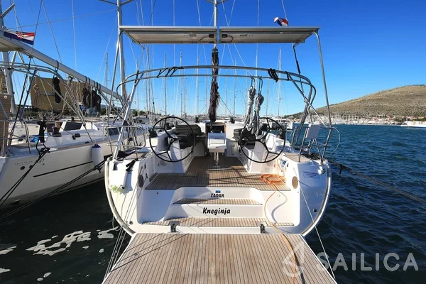 Bavaria 46 Cruiser - Yacht Charter Sailica