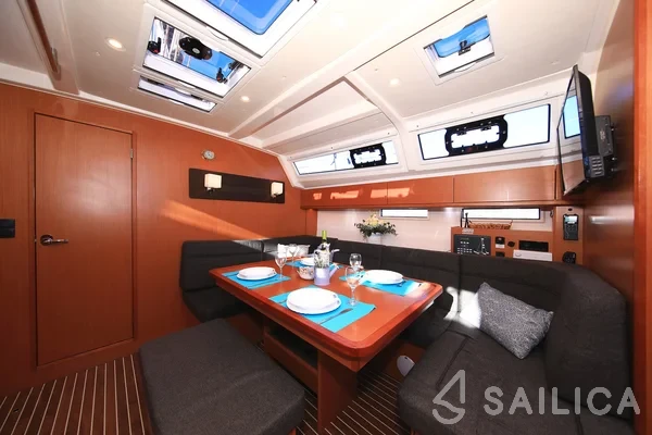 Bavaria 46 Cruiser - Yacht Charter Sailica