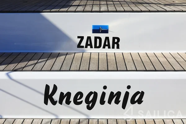 Bavaria 46 Cruiser - Yacht Charter Sailica