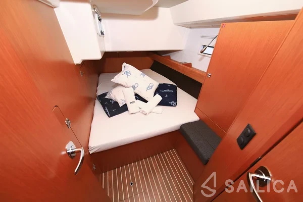 Bavaria 46 Cruiser - Yacht Charter Sailica