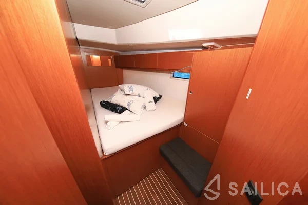 Bavaria 46 Cruiser - Yacht Charter Sailica