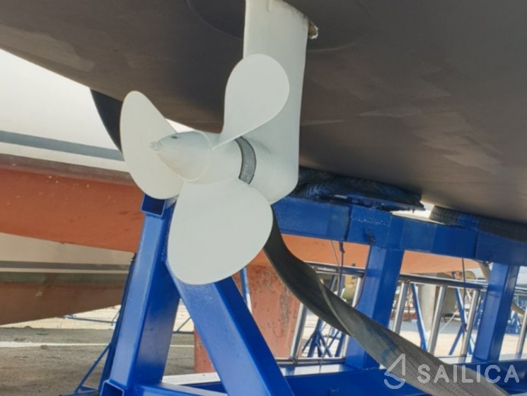 Sun Odyssey 439 - Yacht Charter Sailica