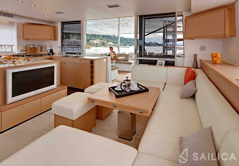 Lagoon 560 - Yacht Charter Sailica