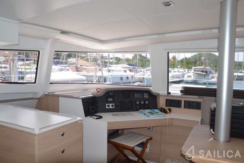 Bali 4.5 - Yacht Charter Sailica