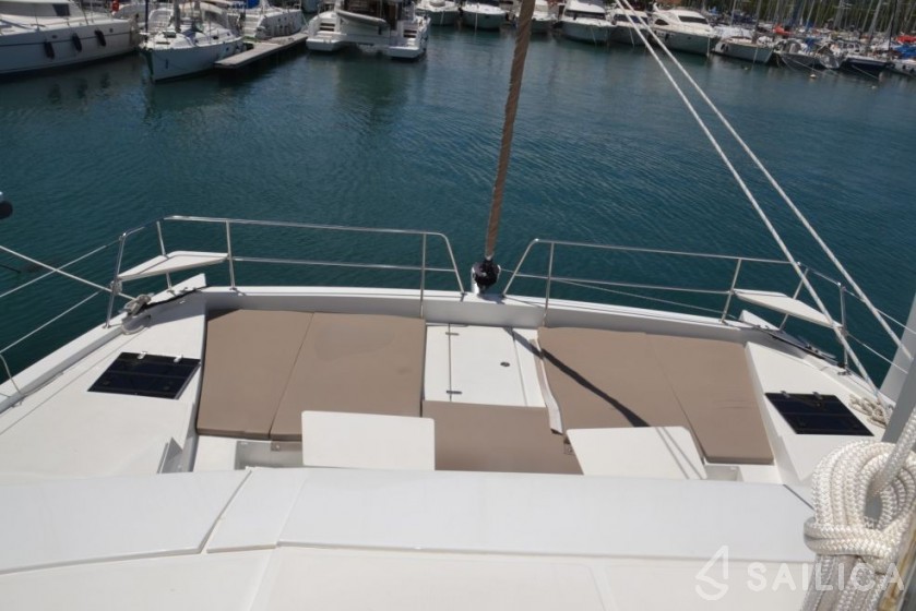 Bali 4.5 - Yacht Charter Sailica