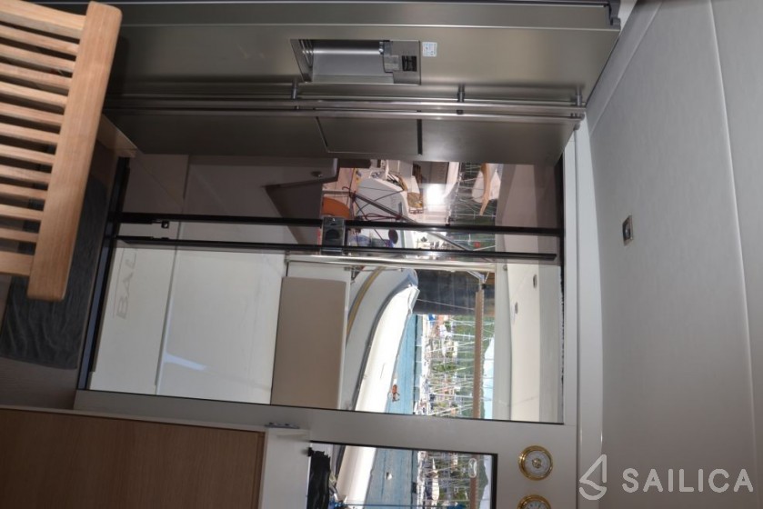 Bali 4.5 - Yacht Charter Sailica