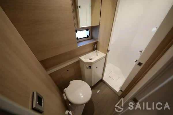 Bali 5.4. - Yacht Charter Sailica