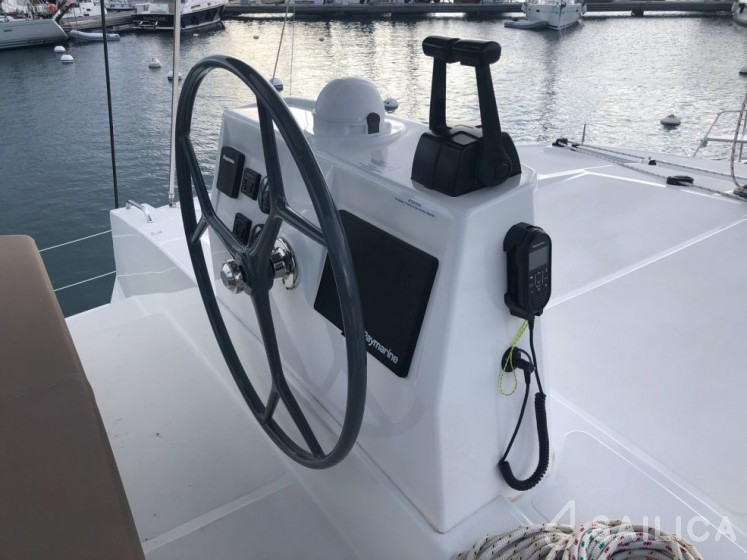 Bali 4.5 - Yacht Charter Sailica
