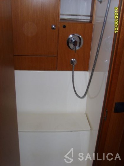 Bavaria 46 Cruiser - Yacht Charter Sailica