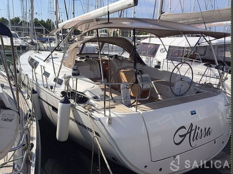 Bavaria 51 Cruiser - Yacht Charter Sailica