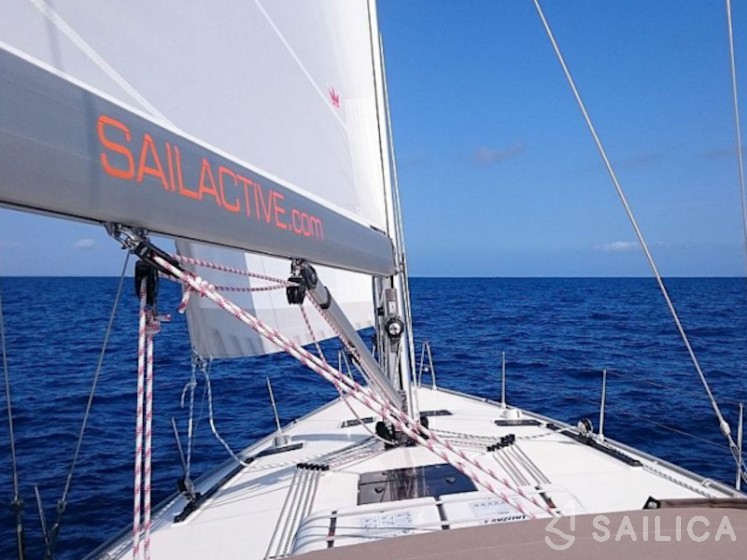 Bavaria 51 Cruiser - Yacht Charter Sailica
