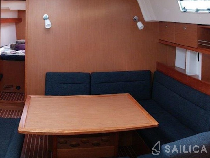 Bavaria 45 Cruiser - Yacht Charter Sailica