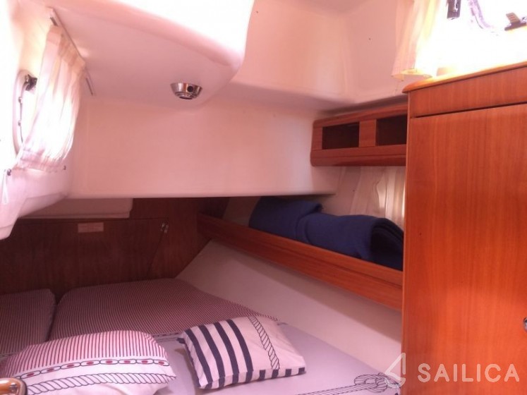 Bavaria 42 Cruiser - Yacht Charter Sailica
