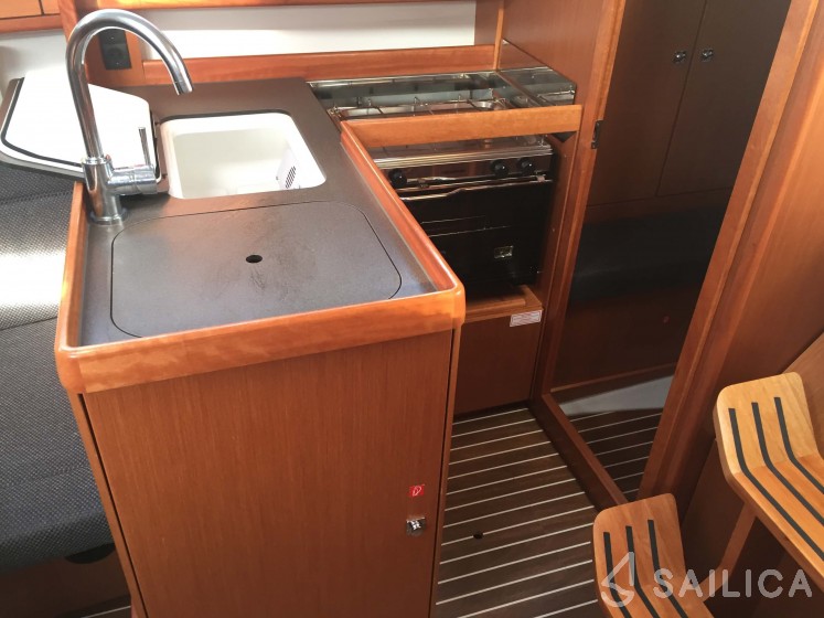 Bavaria 34 Cruiser - Yacht Charter Sailica