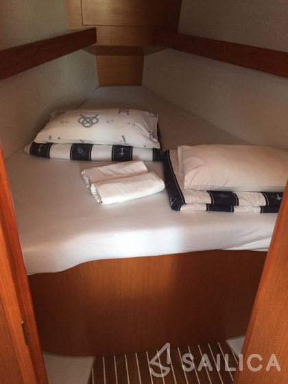 Bavaria 34 Cruiser - Yacht Charter Sailica