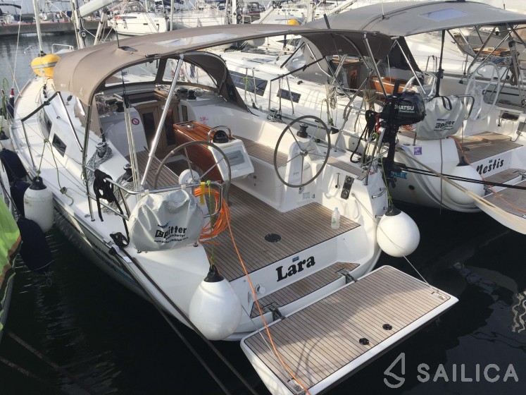 Bavaria 34 Cruiser - Yacht Charter Sailica