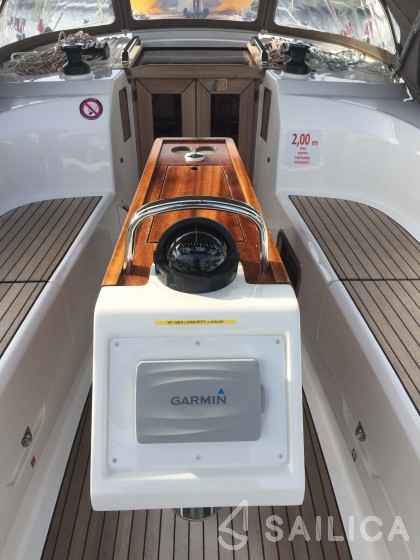Bavaria 34 Cruiser - Yacht Charter Sailica